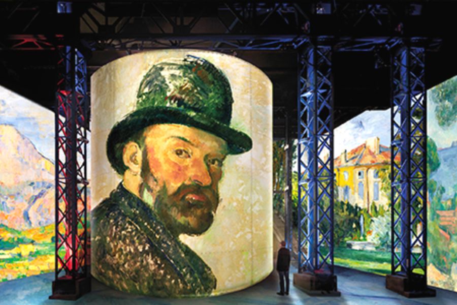 ชมผลงานของ Van Gogh ( Atelier des Lumieres )