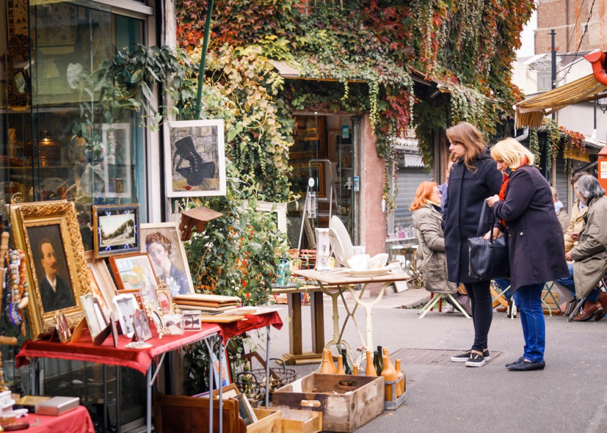 ตลาดนัดปารีส Marché aux puces de Saint-Ouen